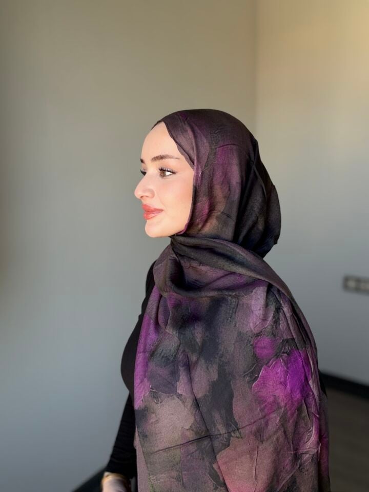 Sareva Siyah Mor Desenli Rami Şal