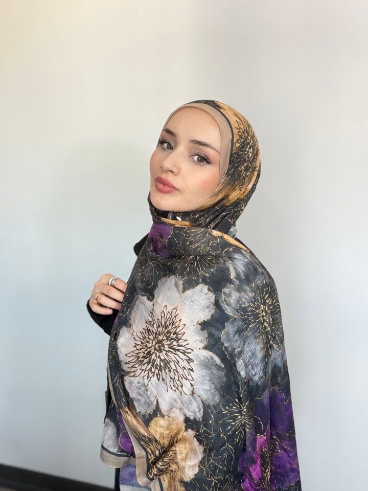 Sareva Siyah Mor Desenli Bambu Şal