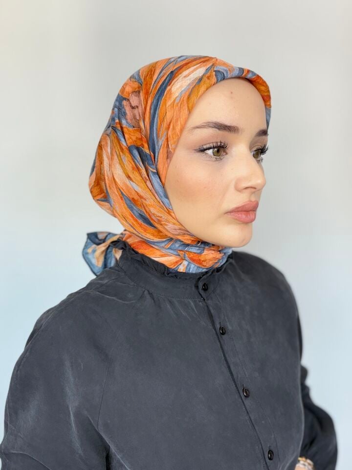 Sareva Turuncu Mavi Soyut Desenli Bambu Eşarp